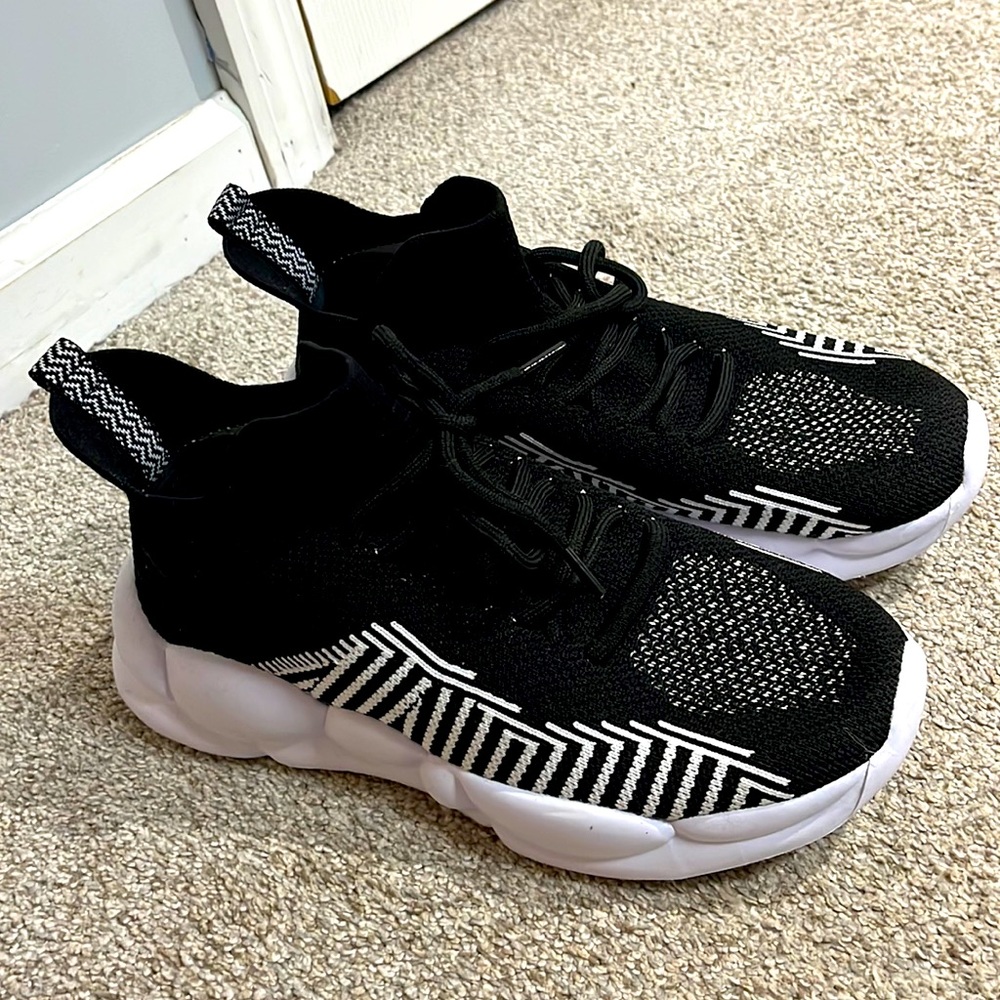 Women’s sneaker